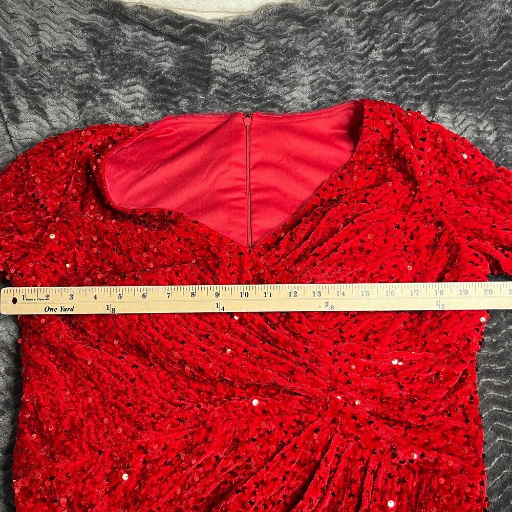 Women's Velvet and Sequin Maxi Dress Size 1XL? (see measurements) Red - Picture 4 of 6